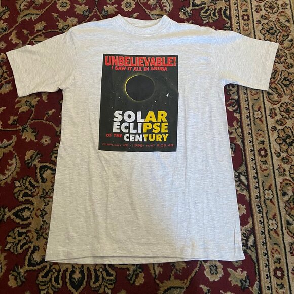 ** VINTAGE '98 Solar Eclipse T- Shirt ** - Picture 1 of 3